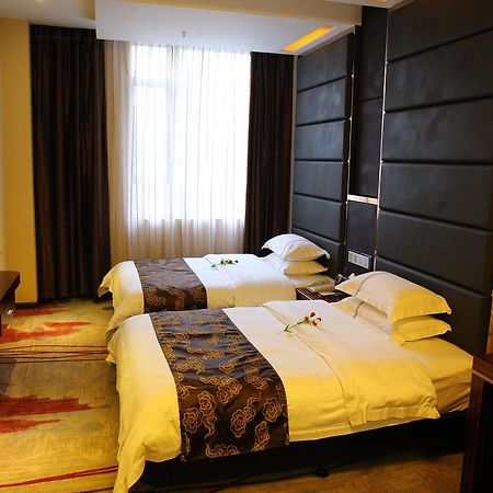 Lavande Hotel Wuhan Railway Station Esterno foto