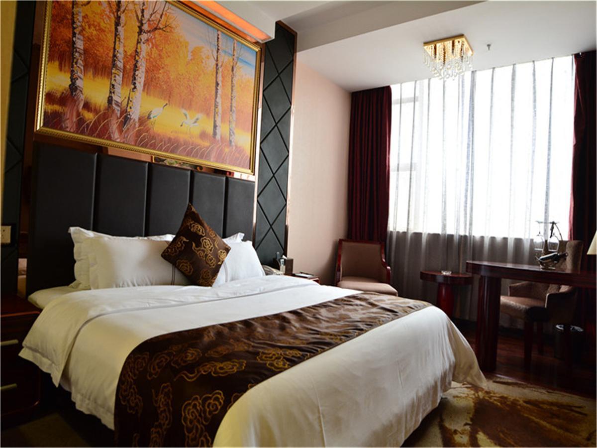 Lavande Hotel Wuhan Railway Station Esterno foto